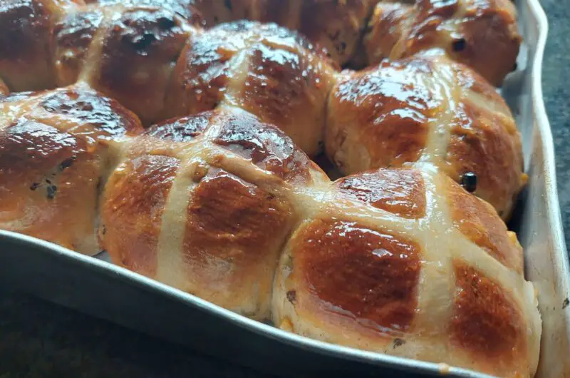 Paul Hollywood's hot cross buns, Whaleycooks style