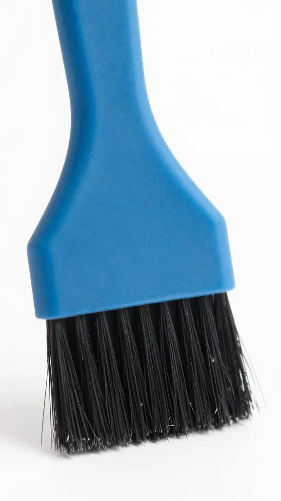 Brushed silicone basting brush coated in tare, macro